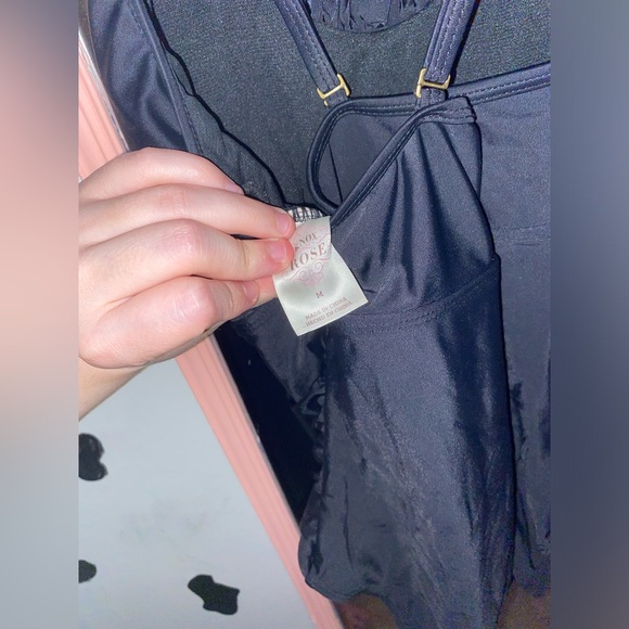 black one piece halter top bathing suit size M - Picture 4 of 4